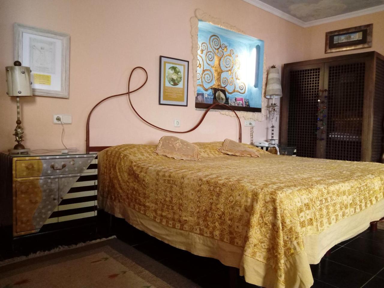 Hotel Utopia Беналуп-Касас-Вієхас Екстер'єр фото